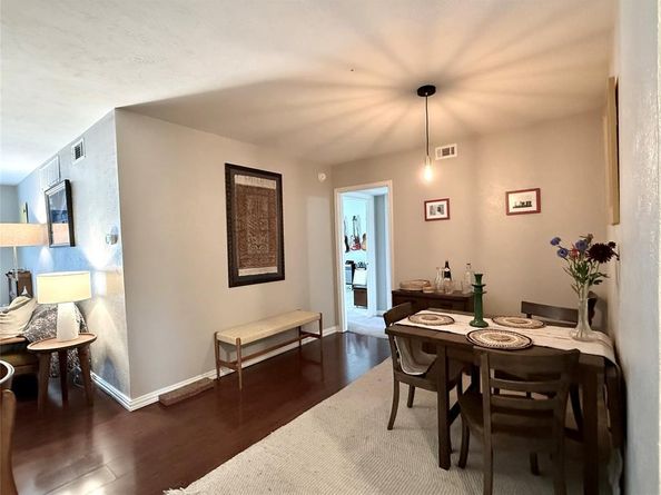 4046  Ridglea Country Club Drive  1201, Fort Worth Texas 76126