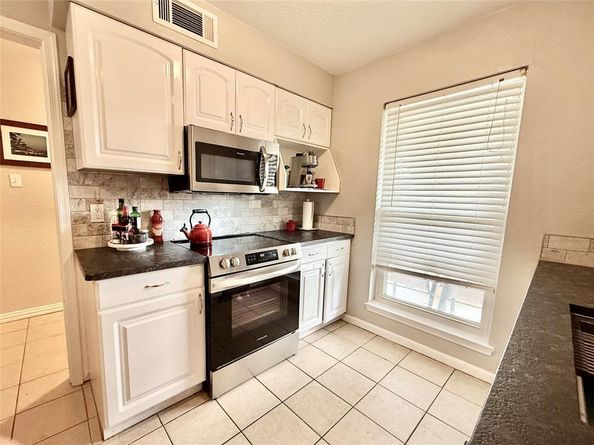 4046  Ridglea Country Club Drive  1201, Fort Worth Texas 76126