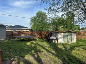 836  Travis Street , Garland Texas 75040