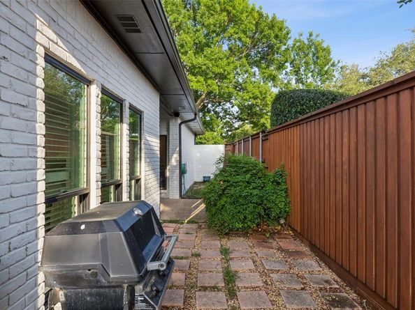 16114  Shadybank Drive , Dallas Texas 75248