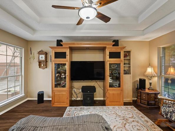 905  Birkshire Drive , Lewisville Texas 75077