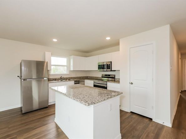 1454  Avenue Avenue E, Fort Worth Texas 76104