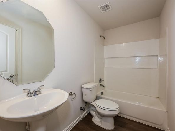 1454  Avenue Avenue E, Fort Worth Texas 76104