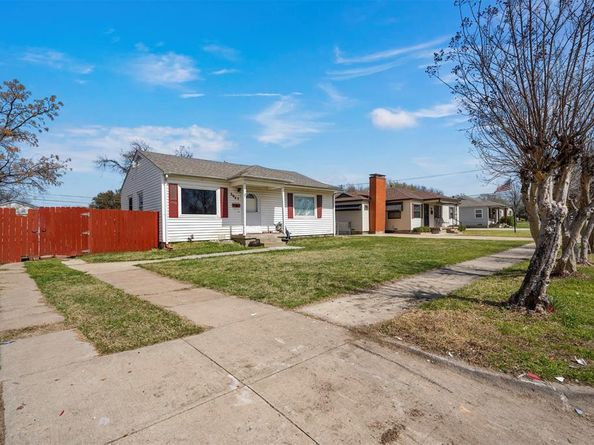 3645  La Joya Drive , Dallas Texas 75220