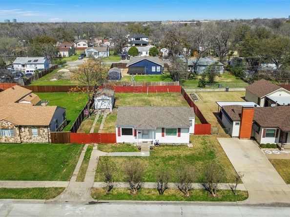 3645  La Joya Drive , Dallas Texas 75220