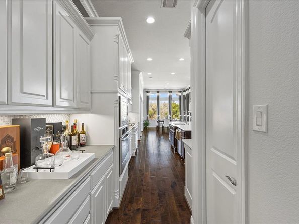 1904  Kings Pass , Heath Texas 75032