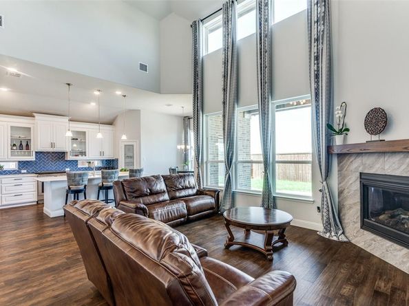 7021  Broomsedge Drive , Argyle Texas 76226