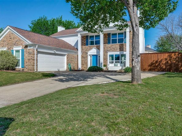 3305  Oakdale Court , Hurst Texas 76054