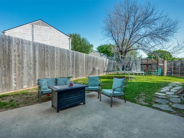 3305  Oakdale Court , Hurst Texas 76054