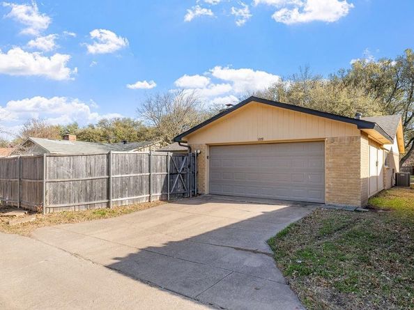 1209  Harvest Glen Drive , Plano Texas 75023