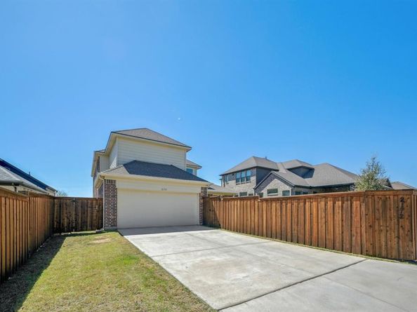 2172  Poppyvine Road , Frisco Texas 75033
