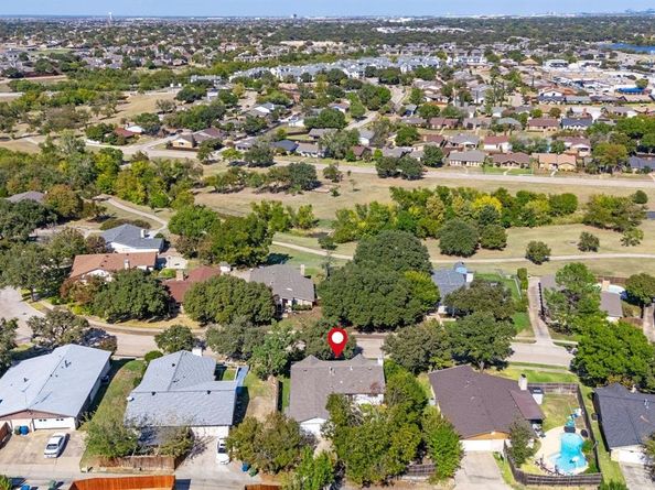 1830  Woodbury  , Carrollton Texas 75007