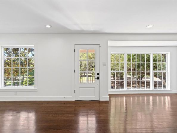 2230  Kessler Parkway , Dallas Texas 75208