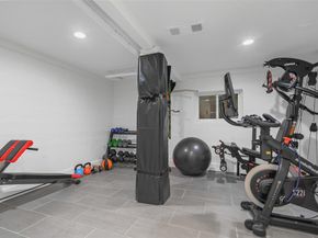 2230  Kessler Parkway , Dallas Texas 75208