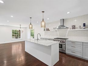 2230  Kessler Parkway , Dallas Texas 75208