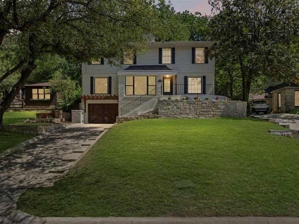 2230  Kessler Parkway , Dallas Texas 75208