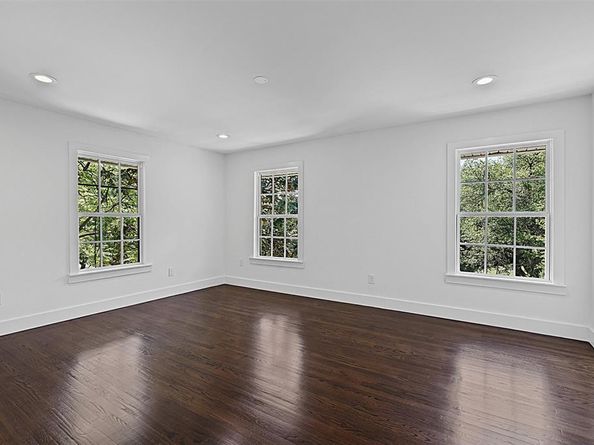 2230  Kessler Parkway , Dallas Texas 75208
