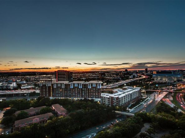 3130 N Harwood Street  1802, Dallas Texas 75201
