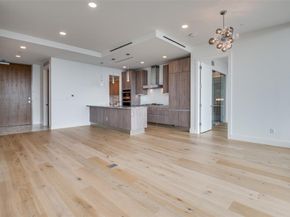 3130 N Harwood Street  1802, Dallas Texas 75201