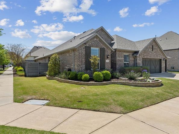 844  Elm Fork Trail , Little Elm Texas 76227