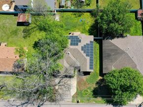 604 N Cherry Street , Aubrey Texas 76227