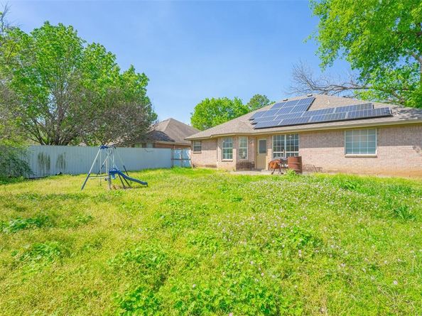 604 N Cherry Street , Aubrey Texas 76227