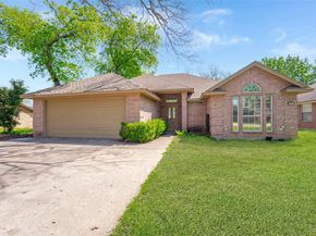 604 N Cherry Street , Aubrey Texas 76227