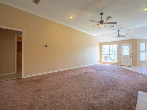 604 N Cherry Street , Aubrey Texas 76227
