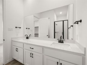 632  Big Bend  , Mansfield Texas 76063