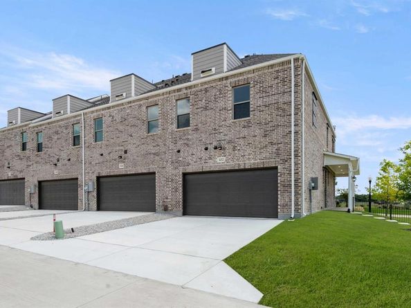 632  Big Bend  , Mansfield Texas 76063