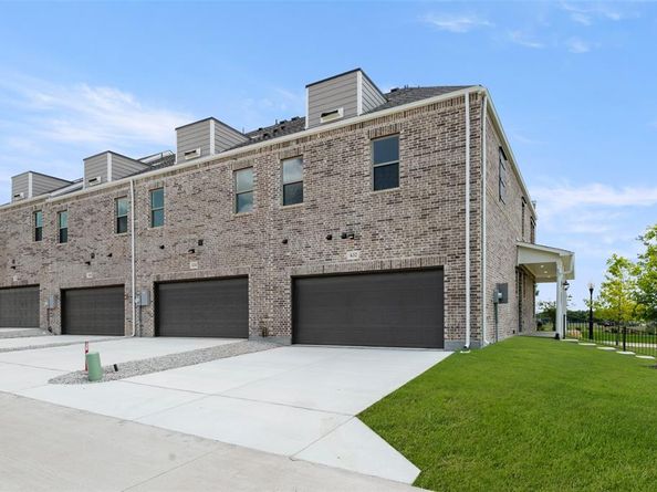 632  Big Bend  , Mansfield Texas 76063