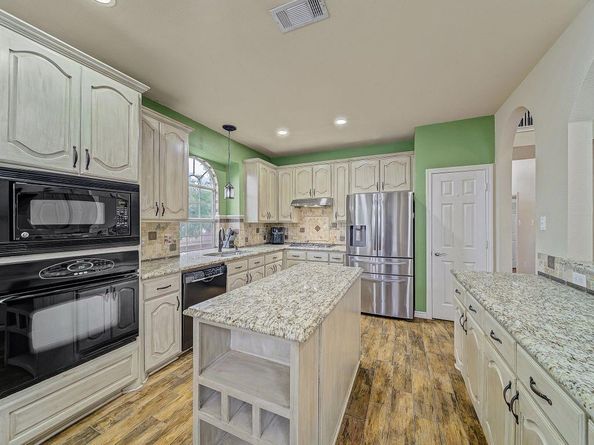 4100  Briarcreek Drive , Fort Worth Texas 76244