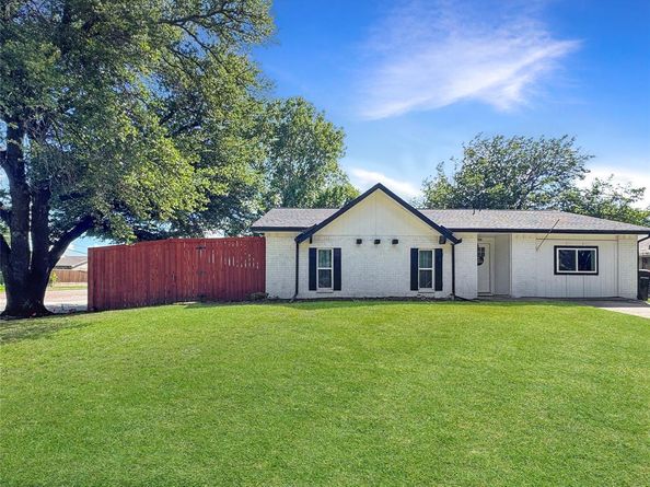 900  Shenandoah Drive , Plano Texas 75023