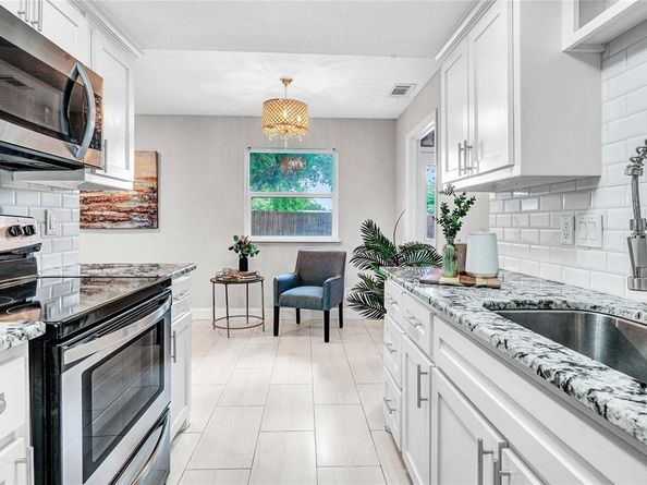 441  Salem Drive , Richardson Texas 75080