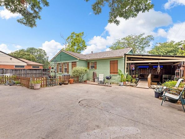 10382  Newcombe Drive , Dallas Texas 75228