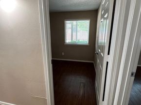 7431  Holly Hill Drive  105, Dallas Texas 75231