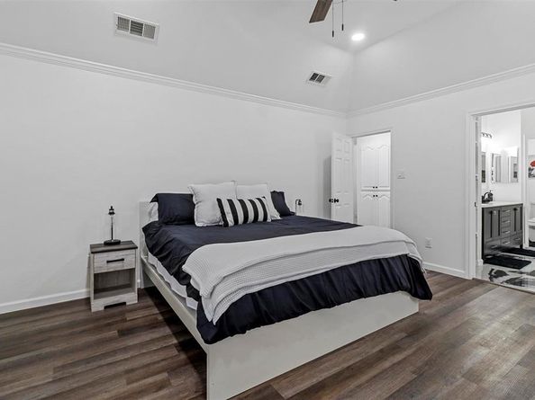 17708  Hillcrest Road , Dallas Texas 75252