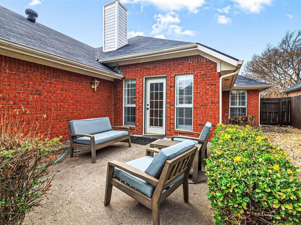 17708  Hillcrest Road , Dallas Texas 75252