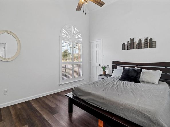 17708  Hillcrest Road , Dallas Texas 75252