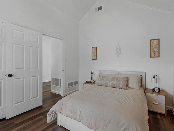 17708  Hillcrest Road , Dallas Texas 75252