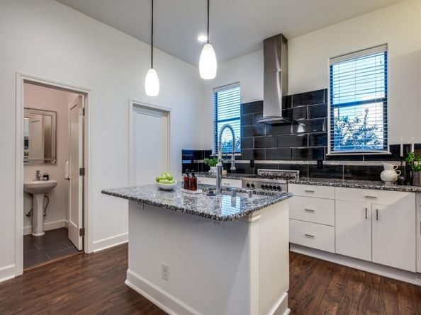 1717  Annex Avenue  102, Dallas Texas 75204