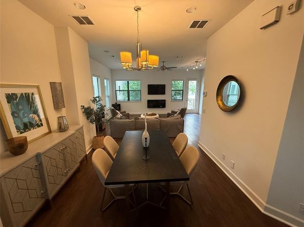1717  Annex Avenue  102, Dallas Texas 75204