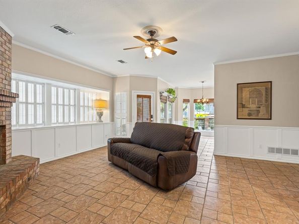 3826  Shady Meadow Drive , Grapevine Texas 76051