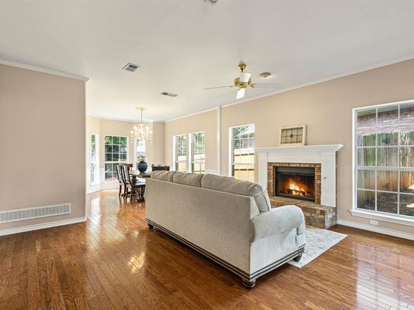 3826  Shady Meadow Drive , Grapevine Texas 76051