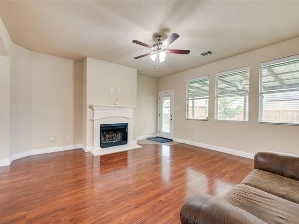 4521  Indian Paint Way , Denton Texas 76208