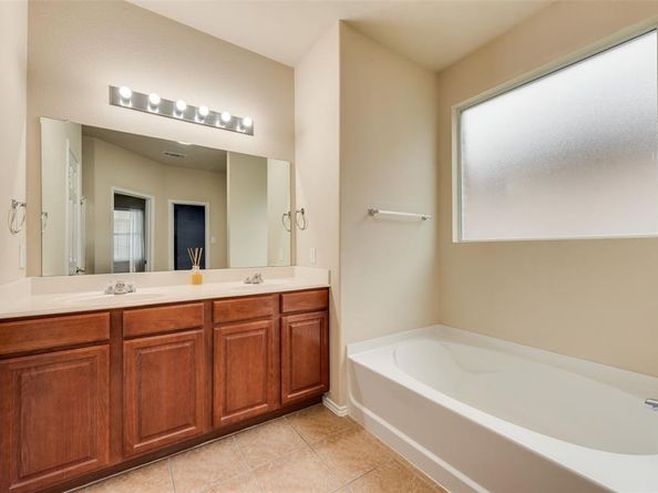 4521  Indian Paint Way , Denton Texas 76208