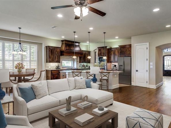 123  Alto Vista Drive , Irving Texas 75062