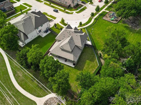 13583  Iron Liege Drive , Frisco Texas 75035