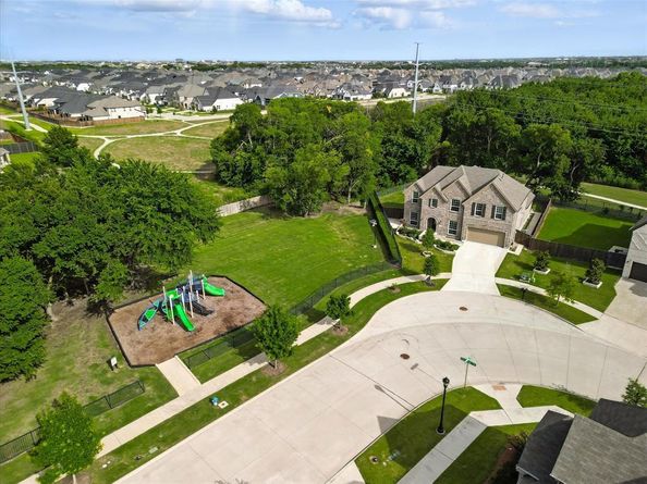 13583  Iron Liege Drive , Frisco Texas 75035
