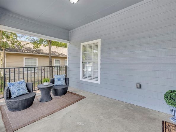 925 S Brighton Avenue , Dallas Texas 75208